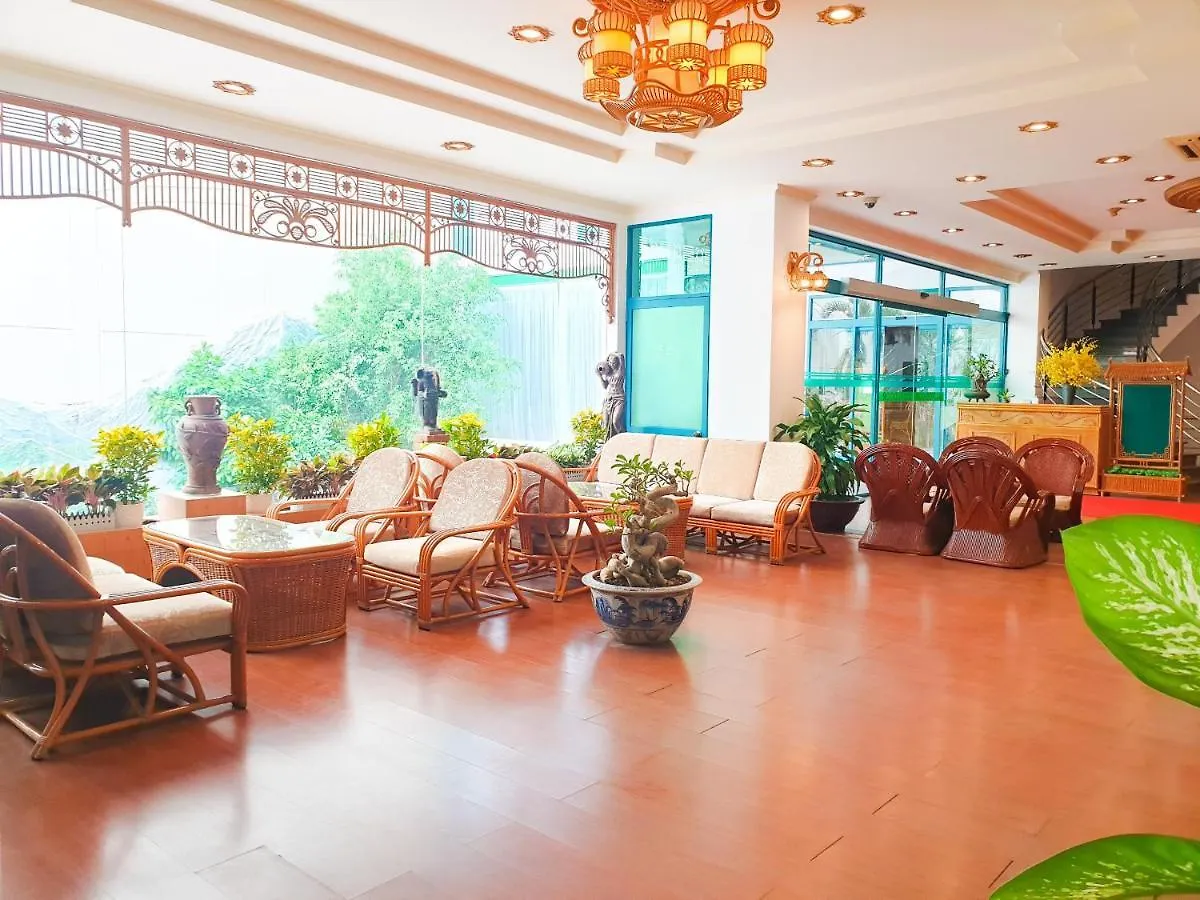 Green Ant Hotel Nha Trang