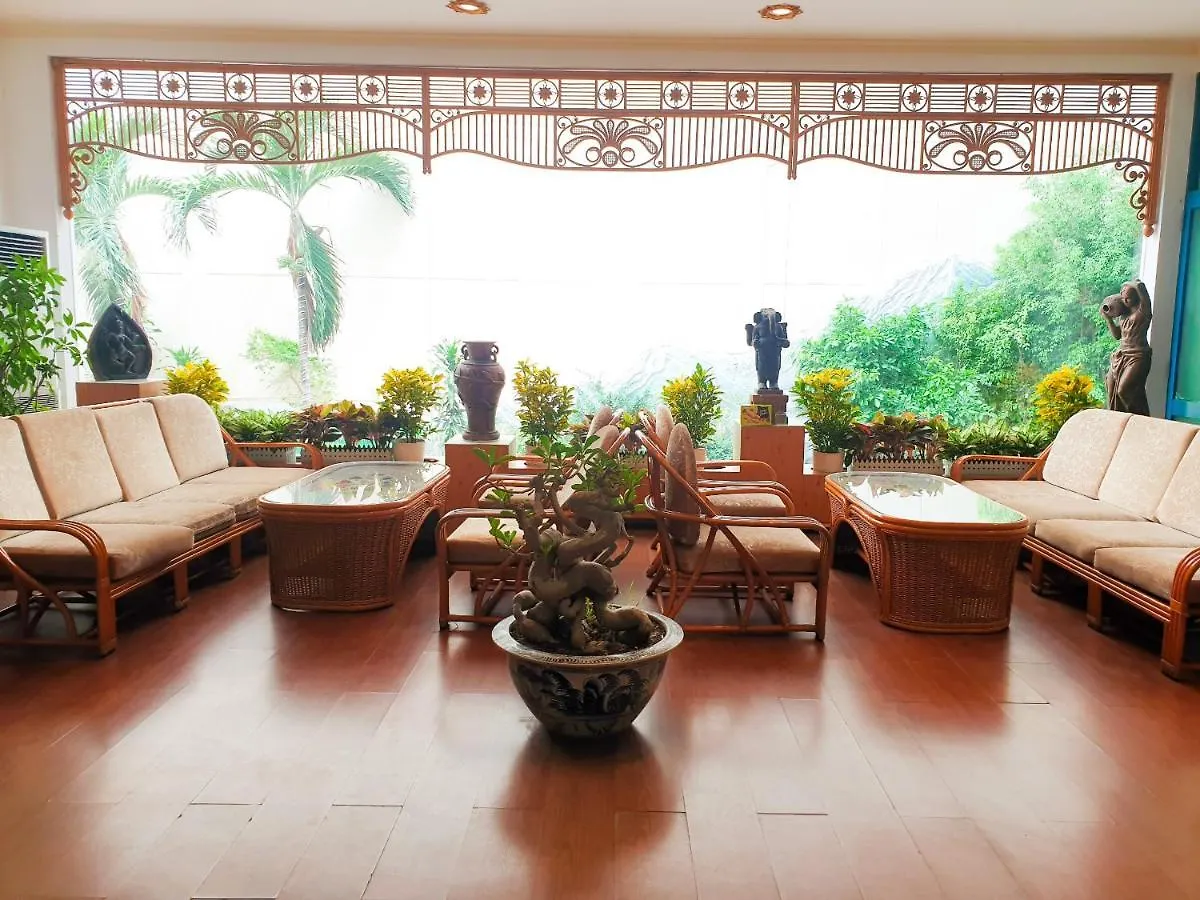 Green Ant Hotel Nha Trang