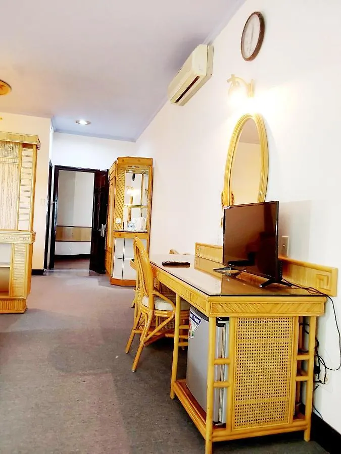 Green Ant Hotel Nha Trang 3*,